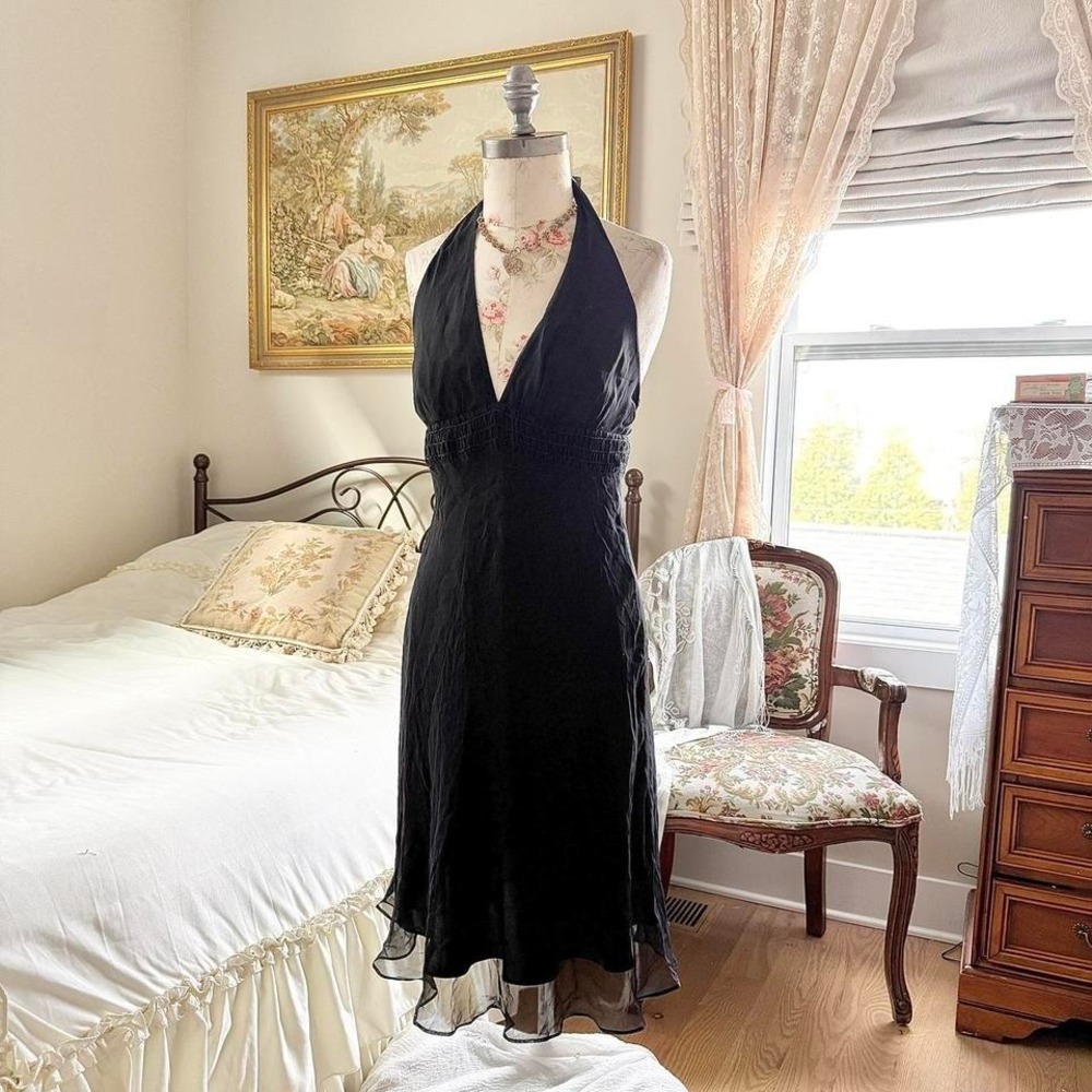 black halter silk dress  Y2K black halter silk dress Laundry size 4